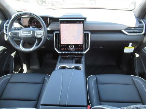 New 2026 GMC Acadia Denali w/ Super Cruise Package FWD image 12