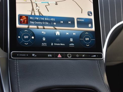 Used 2023 Mercedes-Benz GLC 300 4MATIC image 40