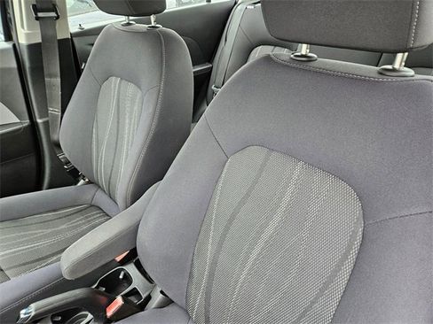 Used 2014 Chevrolet Sonic LT image 11