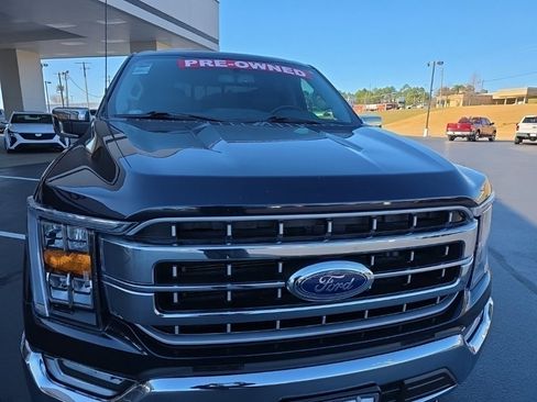 Used 2022 Ford F150 Lariat w/ Max Trailer Tow Package image 10