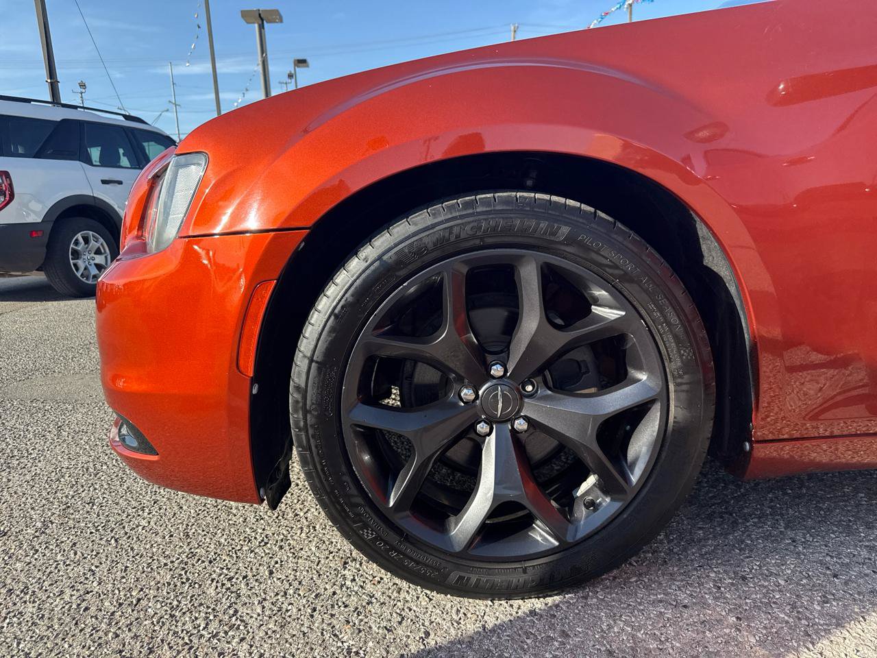 Used 2021 Chrysler 300 Touring w/ Sport Appearance Package RWD image 26