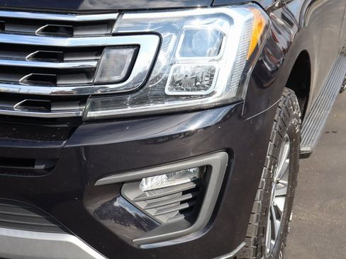 Used 2019 Ford Expedition Max XLT image 11