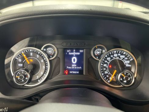 Used 2020 RAM 1500 Big Horn AWD/4WD image 12