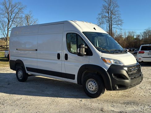 New 2026 RAM ProMaster 2500 image 2