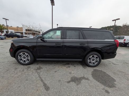 New 2025 Ford Expedition Max Active image 7