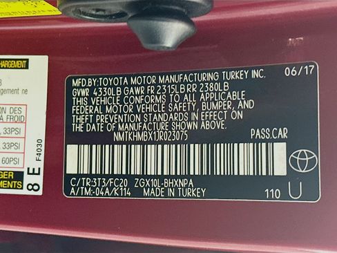 Used 2018 Toyota C-HR XLE image 12