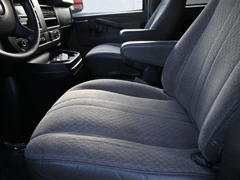 Used 2017 Chevrolet Express 3500 LT w/ LT Preferred Equipment Group image 16