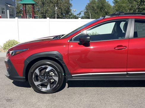 Certified 2025 Subaru Crosstrek 2.5i Limited AWD/4WD image 2