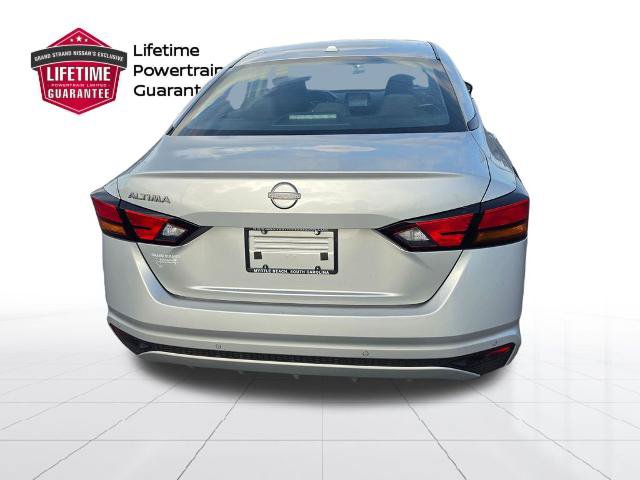 Certified 2025 Nissan Altima 2.5 SV FWD image 10