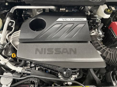 Used 2025 Nissan Rogue Platinum w/ Platinum Premium Package image 28