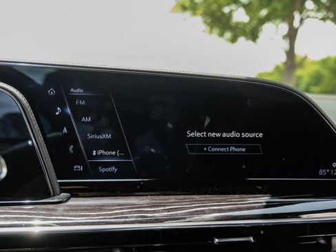 Used 2023 Cadillac Escalade ESV Sport w/ Touring Package AWD/4WD image 38
