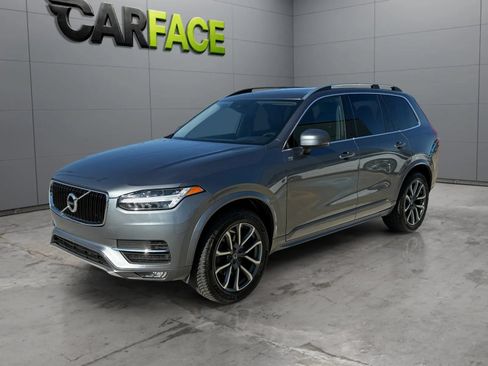 Used 2019 Volvo XC90 T5 Momentum w/ Multimedia Package AWD/4WD image 4