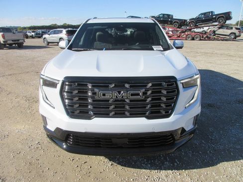 New 2026 GMC Acadia Denali Ultimate FWD image 11