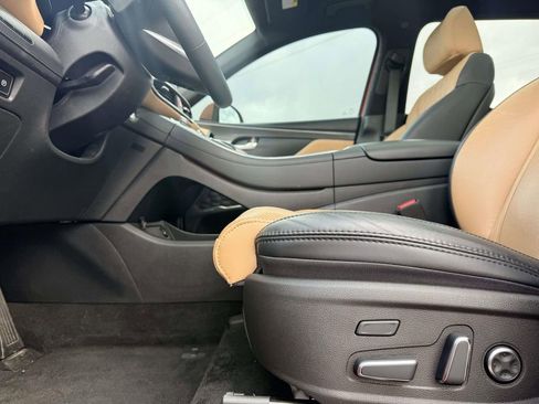 Used 2023 Hyundai Santa Fe Calligraphy image 22