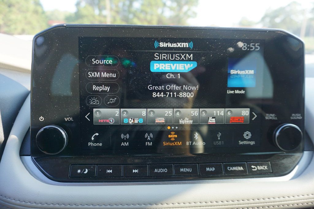 Used 2023 Nissan Rogue SL w/ SL Premium Package FWD image 11
