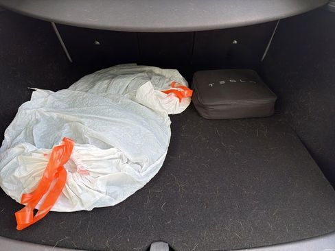 Used 2023 Tesla Model Y Long Range image 7