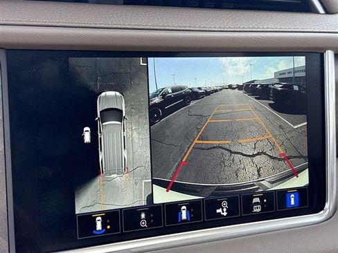 Certified 2024 GMC Yukon Denali AWD/4WD image 15