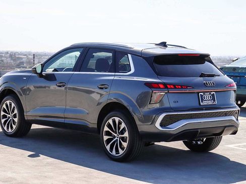 New 2026 Audi Q3 quattro 2.0T image 6