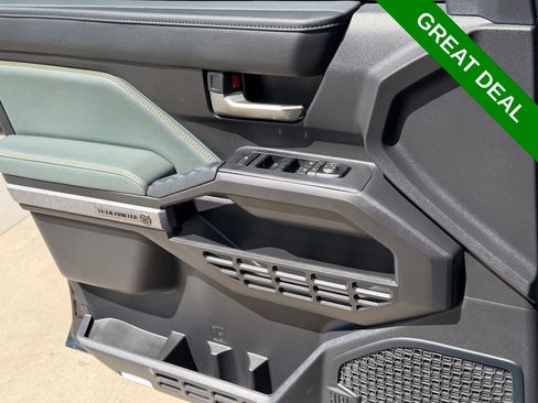 Used 2024 Toyota Tacoma 4x4 Double Cab Hybrid image 36