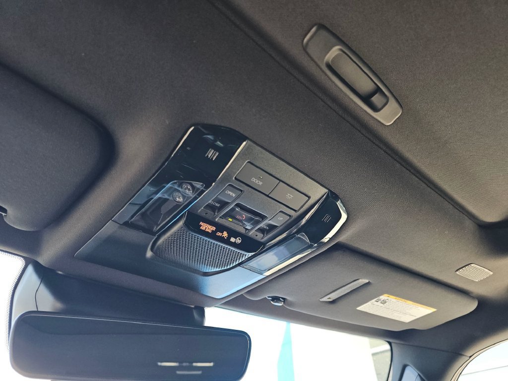 Used 2026 Lexus GX 550 AWD/4WD image 32