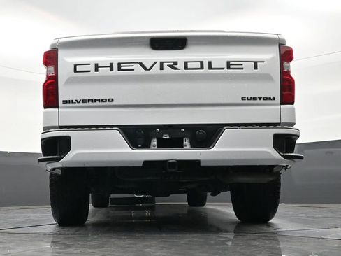 Used 2024 Chevrolet Silverado 1500 Custom w/ Turbomax Blackout Package RWD image 23
