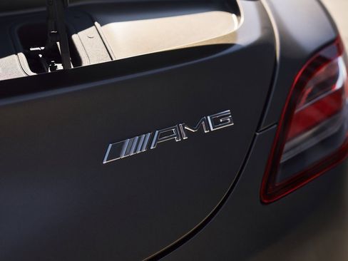 Used 2012 Mercedes-Benz SLS AMG Coupe image 16