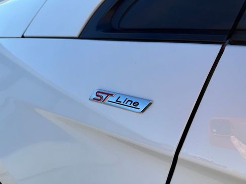 Used 2024 Ford Edge ST-Line image 11