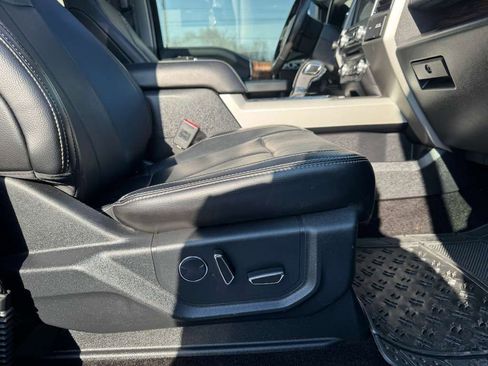 Used 2018 Ford F150 Lariat w/ Equipment Group 502A Luxury image 39