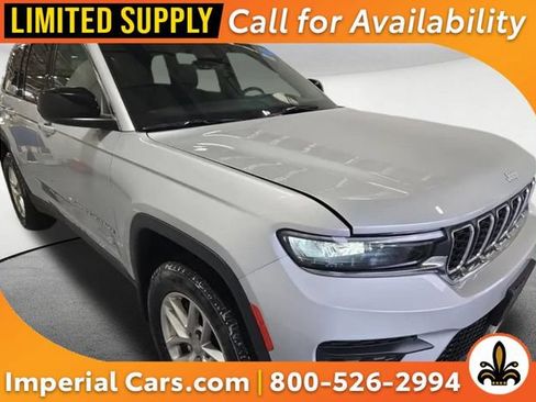 Used 2025 Jeep Grand Cherokee Laredo X w/ MOPAR Finishing Package AWD/4WD image 1