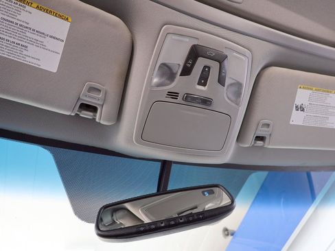 Used 2015 Toyota Sienna XLE FWD image 52