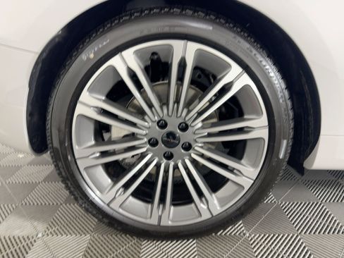 New 2026 Land Rover Range Rover Sport Dynamic SE image 12