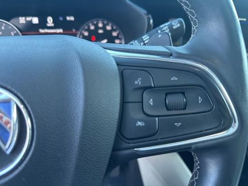 Used 2023 Buick Envision Avenir image 21