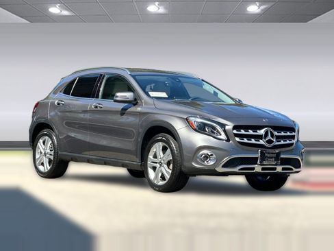 Certified 2020 Mercedes-Benz GLA 250 4MATIC image 6
