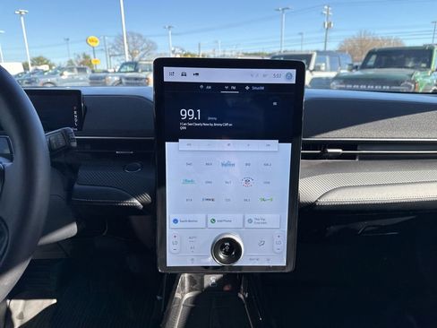 Certified 2024 Ford Mustang Mach-E Select image 29