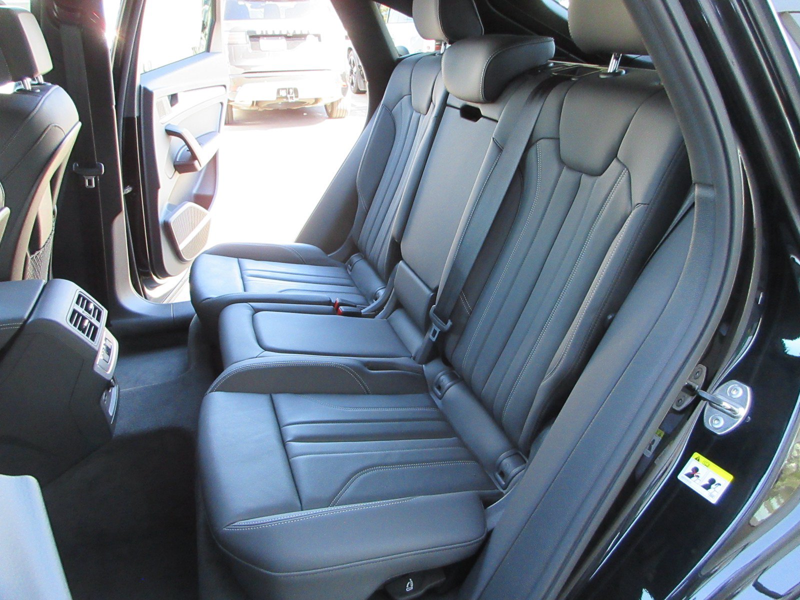 Used 2023 Audi Q5 2.0T Premium Plus w/ Premium Plus Package AWD/4WD image 22
