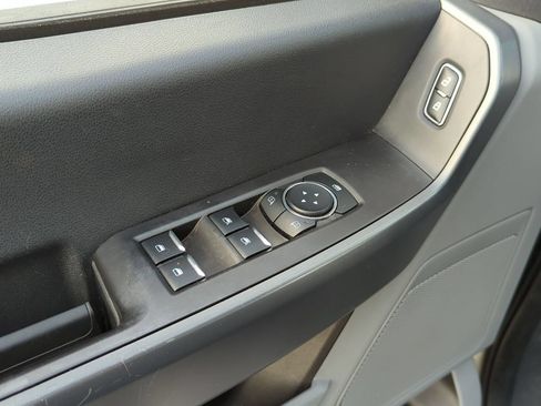 Used 2023 Ford F350 XLT AWD/4WD image 9