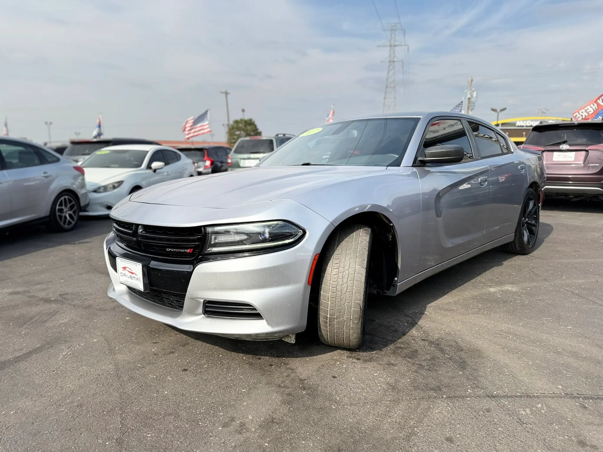 Used 2017 Dodge Charger SE w/ Blacktop Package RWD image 7