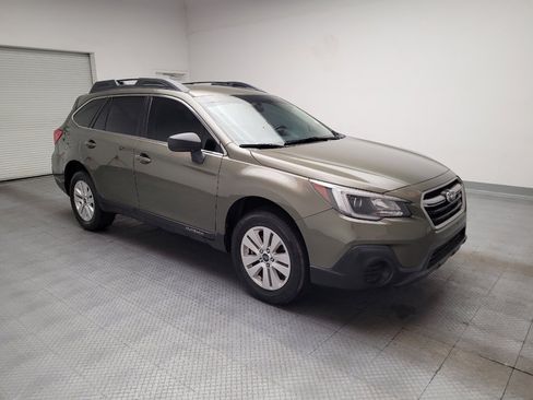Used 2018 Subaru Outback 2.5i AWD/4WD image 11