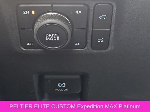 New 2026 Ford Expedition Max Platinum w/ Stealth Performance Package AWD/4WD image 30