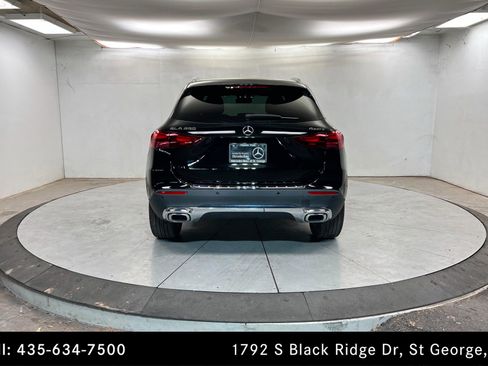 Certified 2025 Mercedes-Benz GLA 250 4MATIC image 4