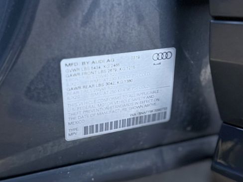 Used 2019 Audi Q5 2.0T Premium Plus w/ Premium Plus Package image 23