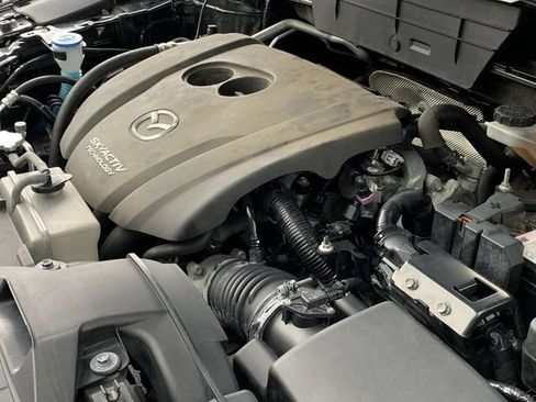 Used 2018 MAZDA CX-5 Sport FWD image 16