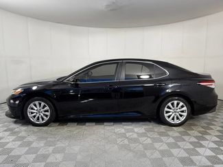 Used 2018 Toyota Camry LE w/ Convenience Package FWD video 2