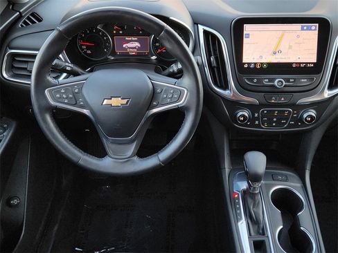 Used 2022 Chevrolet Equinox LT image 26