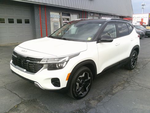 Used 2025 Kia Seltos S image 12