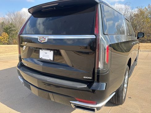 Certified 2024 Cadillac Escalade ESV Premium Luxury w/ Performance Package image 5