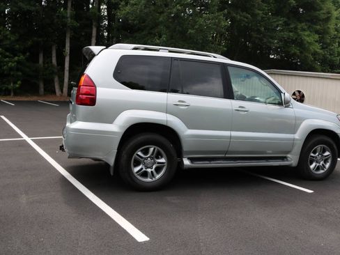 Used 2005 Lexus GX 470 AWD/4WD image 69
