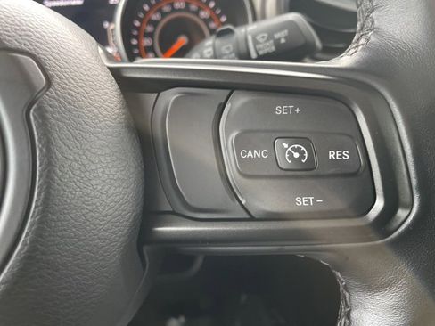 Used 2020 Jeep Wrangler Unlimited Sport S image 21