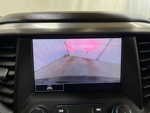 Used 2023 GMC Acadia SLT w/ Preferred Package image 53