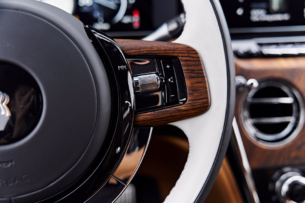 Used 2025 Rolls-Royce Cullinan AWD/4WD image 80